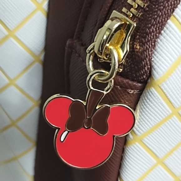 Loungefly Disney Minnie Mouse Chocolate Ice Cream Backpack - Picture 5 of 13